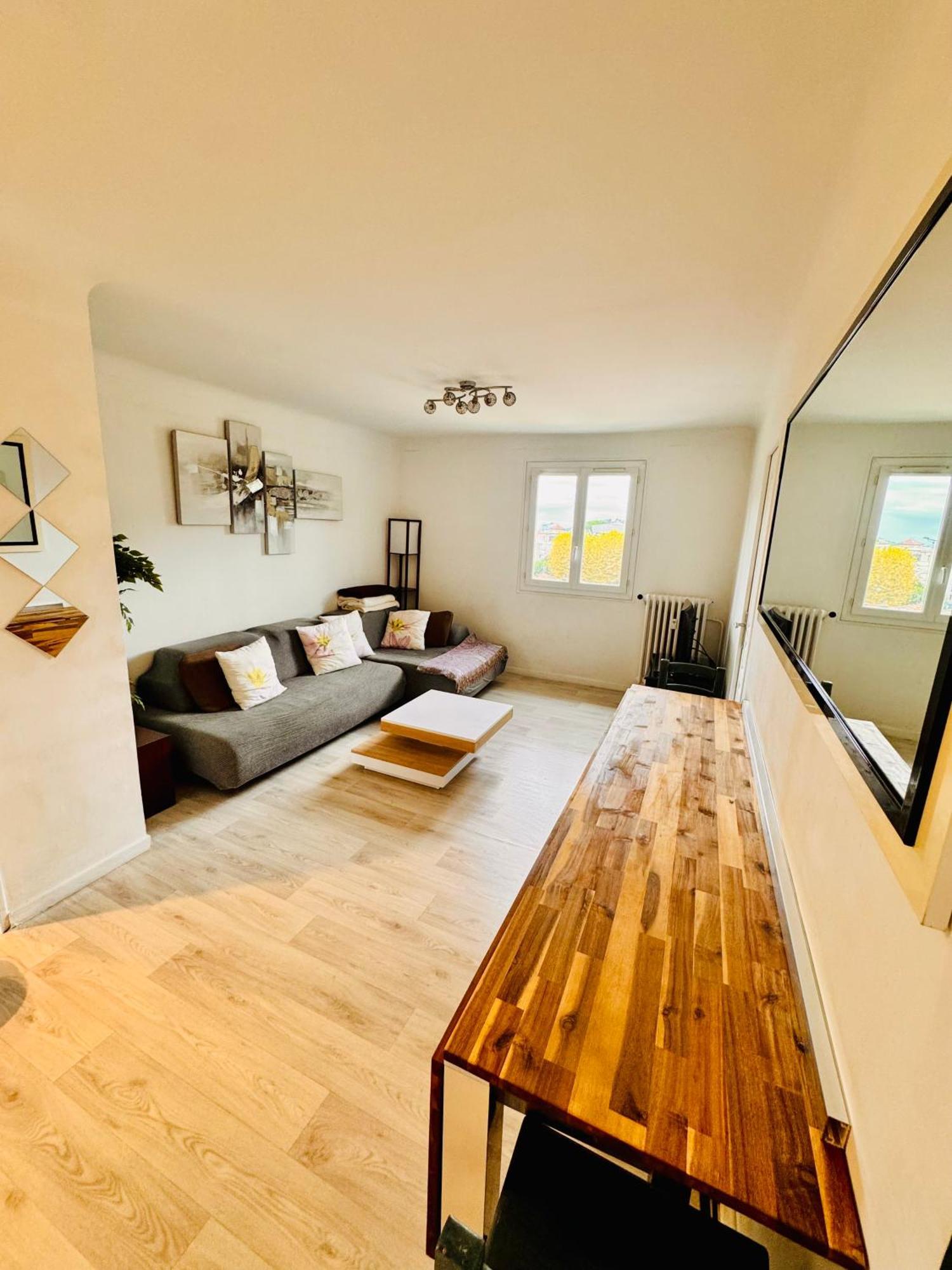Spacieux/paisible 5 Pièces En Plein Coeur De Appartement Nice